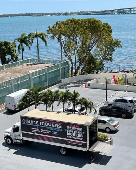 Online Movers & Storage