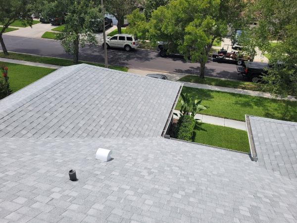 Florida Universal Roofing Inc