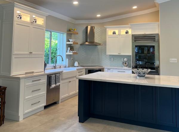 Universal Kitchen Center Inc