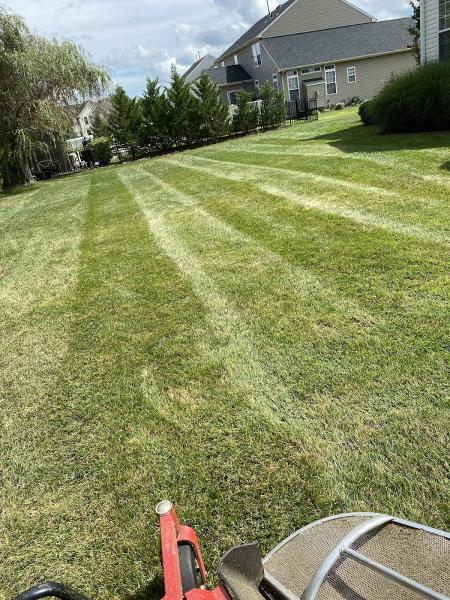 3 Js Lawn Maintenance