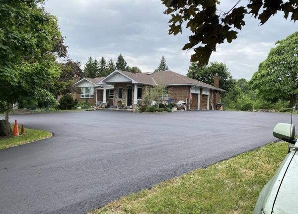Toms Paving & Masonry Services