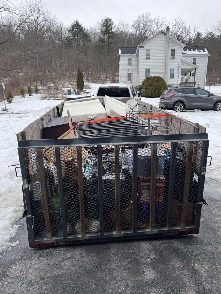 Clean it up Hauling and Junk Removal Services LLC