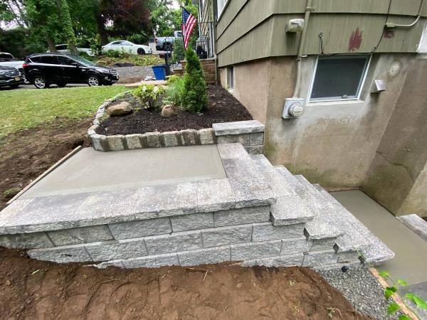 Cutting Edge Landscaping Plus LLC