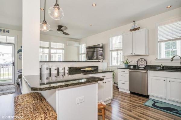 Thalia Tringo Real Estate