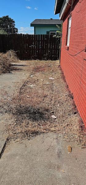 Allende's Lawn Care & Landscaping LLC