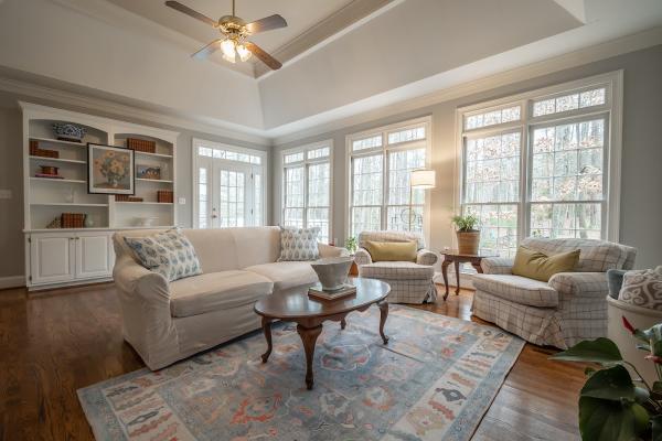 Ellen McLemore Real Estate