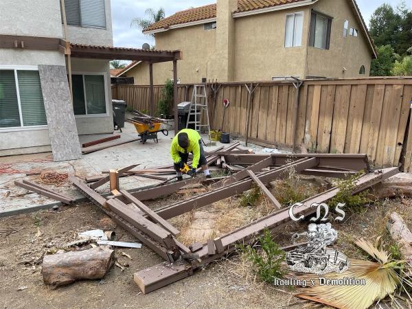 Cns Junk Hauling and Demolition
