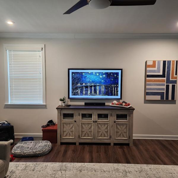 South Charlotte Services-Local 5-Star TV Mounting Service