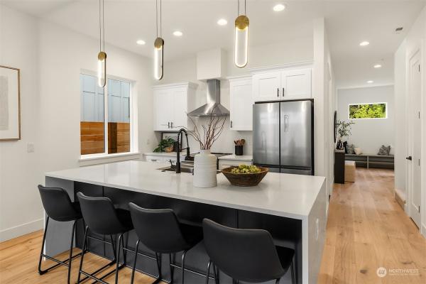 Nivan Cabinets LLC