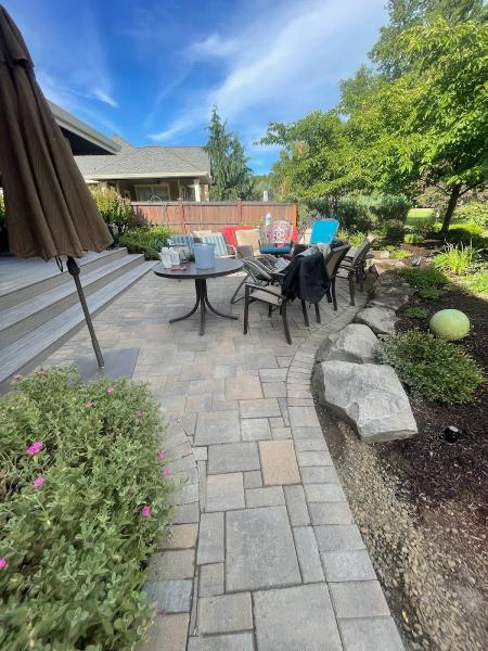 Lakewood Landscape & Construction LLC