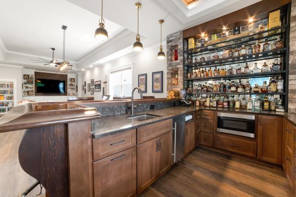9 on Main Cabinetry Roswell