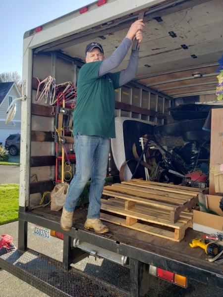 Baggit & Haulaway Junk Removal