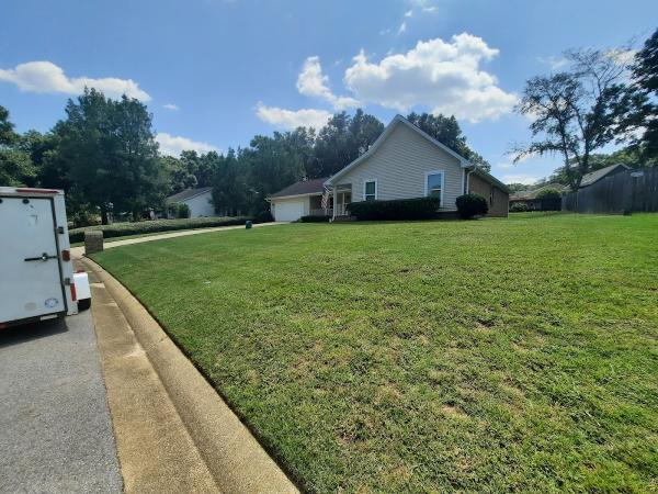 Cutting Edge Lawn Care Pensacola