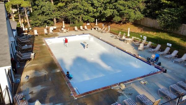 Suave Pools