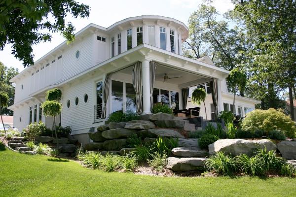 Falcon Custom Homes