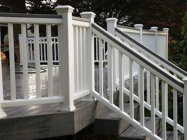 A&H Custom Deck Construction