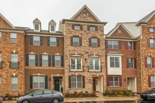 Greater Reston Living