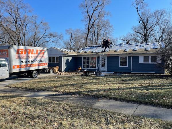 Gali's Roofing & Gutters