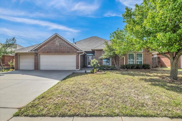 Rüya Team Realty at Keller Williams Mulinix