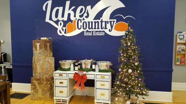 Lakes and Country Real Estate