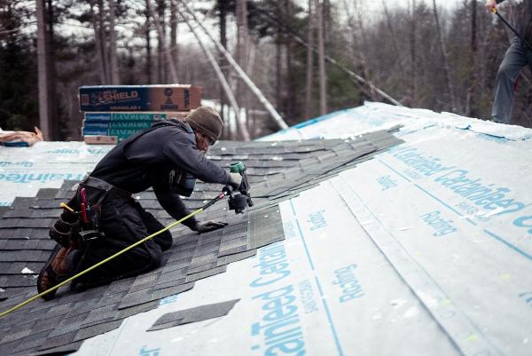 Lonestar Roofing & Construction
