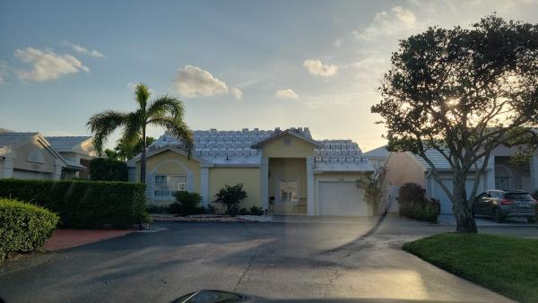 Gold Star Roofing & Construction