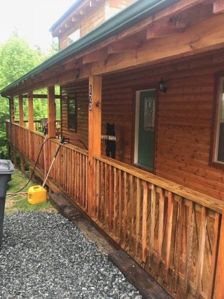 Hydrowash Power Washing & Roof Cleaning LLC