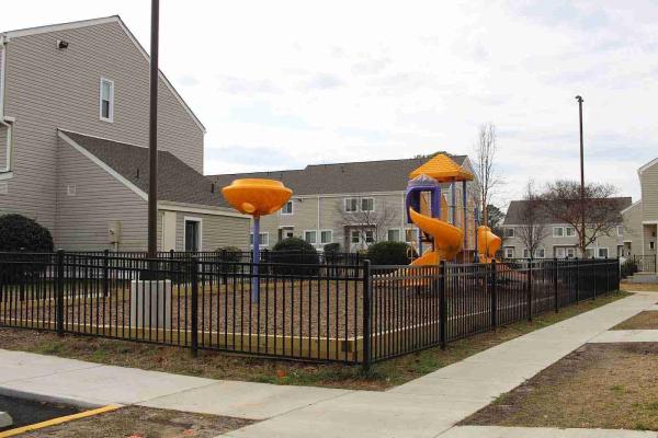 Fence Scapes LLC