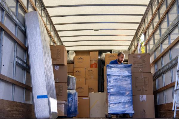 Artisan Movers