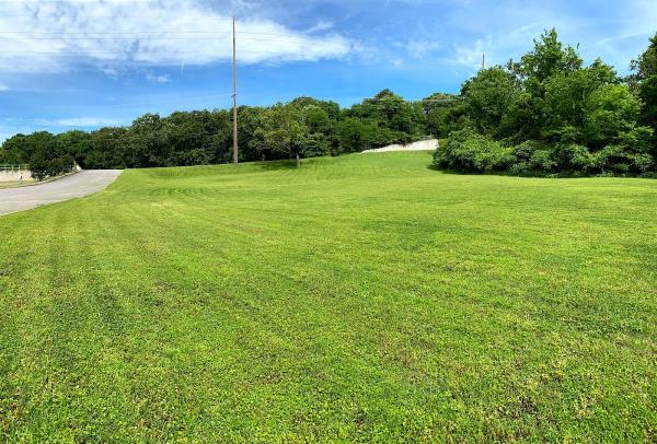 B & B Lawnscapes