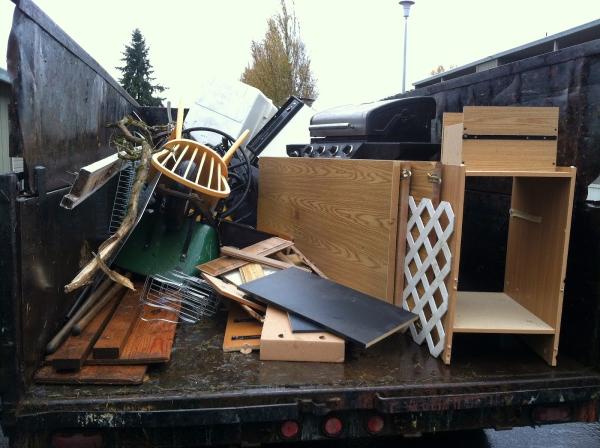 Mike & Dad's Hauling