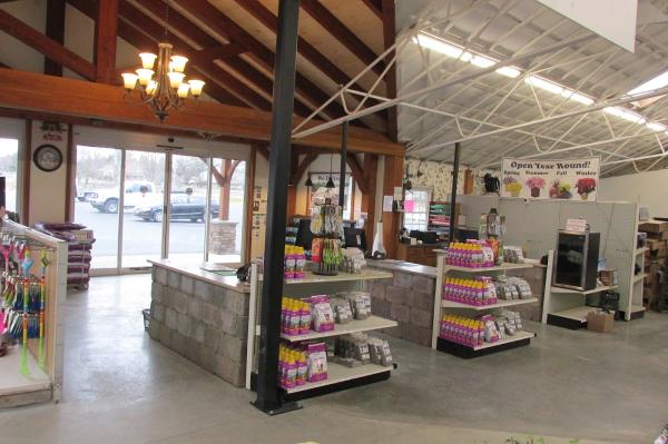 Nolt's Garden Center