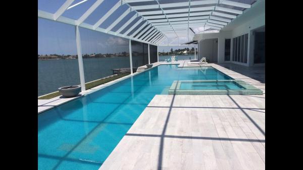 Into H2O Pools and Spas