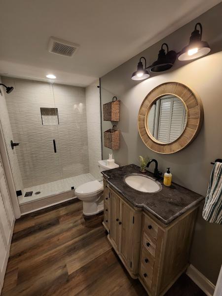 Interior Motive Construction and Remodeling