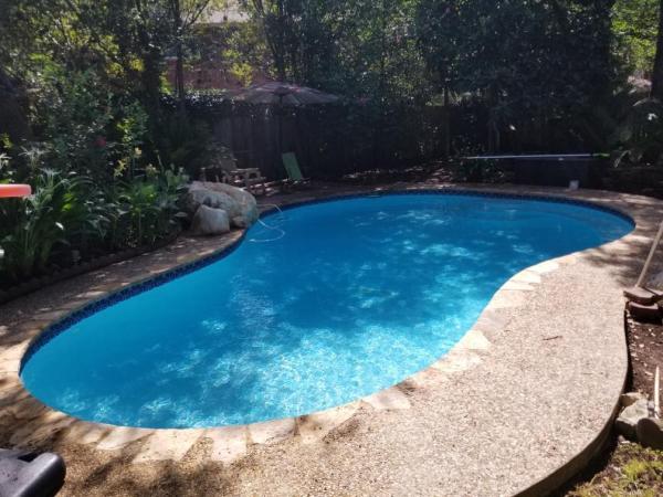 Hollywood Pools