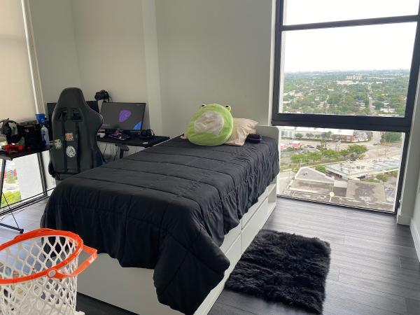 Bravi Cleaning Services LLC