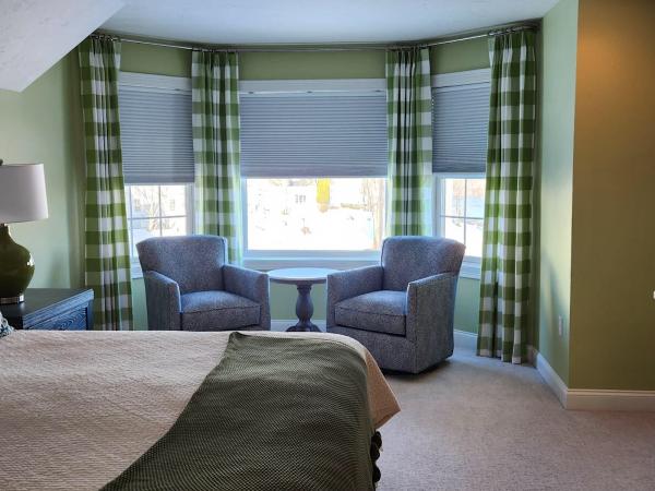 Elizabeth Peters Interiors