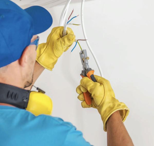 Wilcox Electric LLC