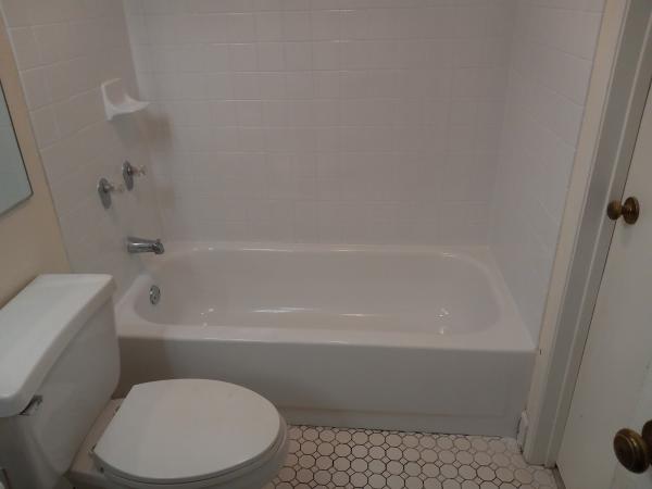 Tub and Tile Maui
