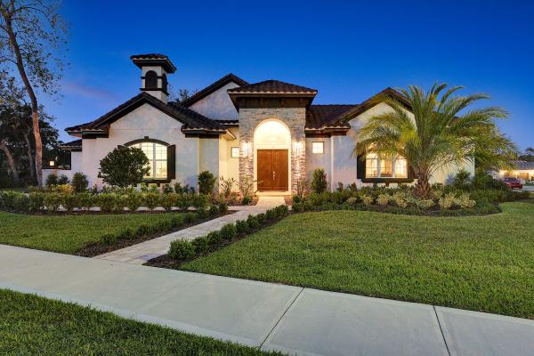 Toscana Models and Sales Center