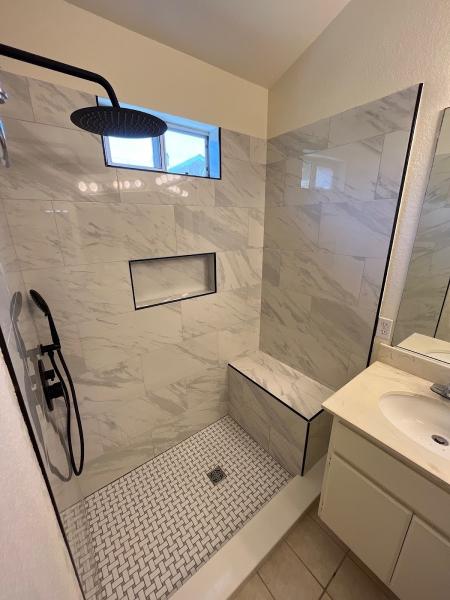 Hossini Homes LLC