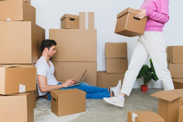 Eagle van Lines Moving & Storage