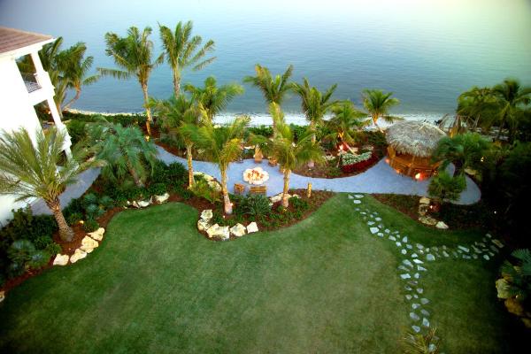 Artistree Landscape Maintenance & Design