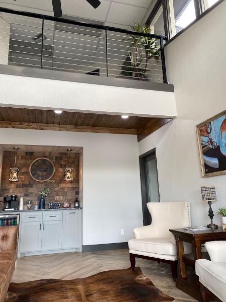 Re/Max PRO Realty