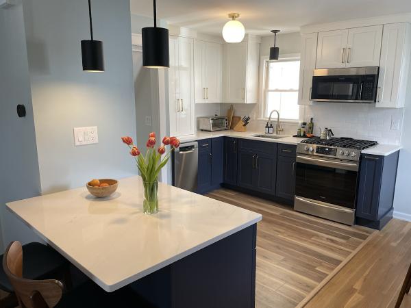 Newark Kitchen & Bath Cabinets