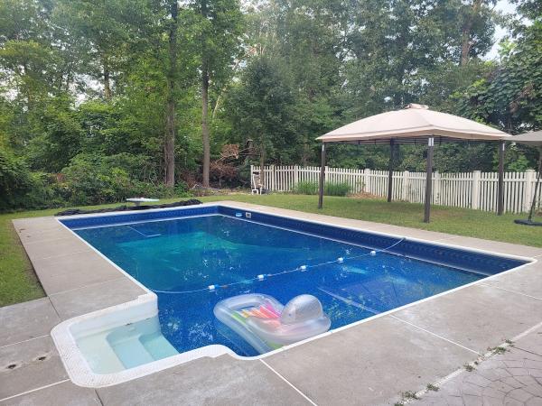 Aloha Swimming Pools & Spas