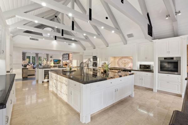 Lisa Kelly Realtor  Lakeland Homes & Lifestyles