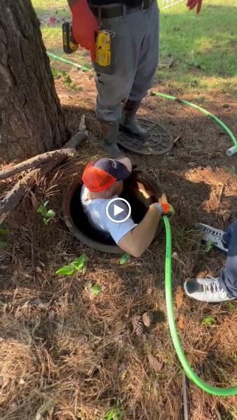 Woods Plumbing Service LLC