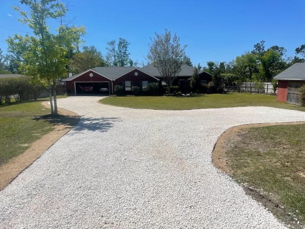 Paradise Lawns LLC