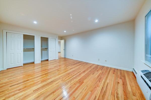 Wildwood & Soundview Garden Apartments
